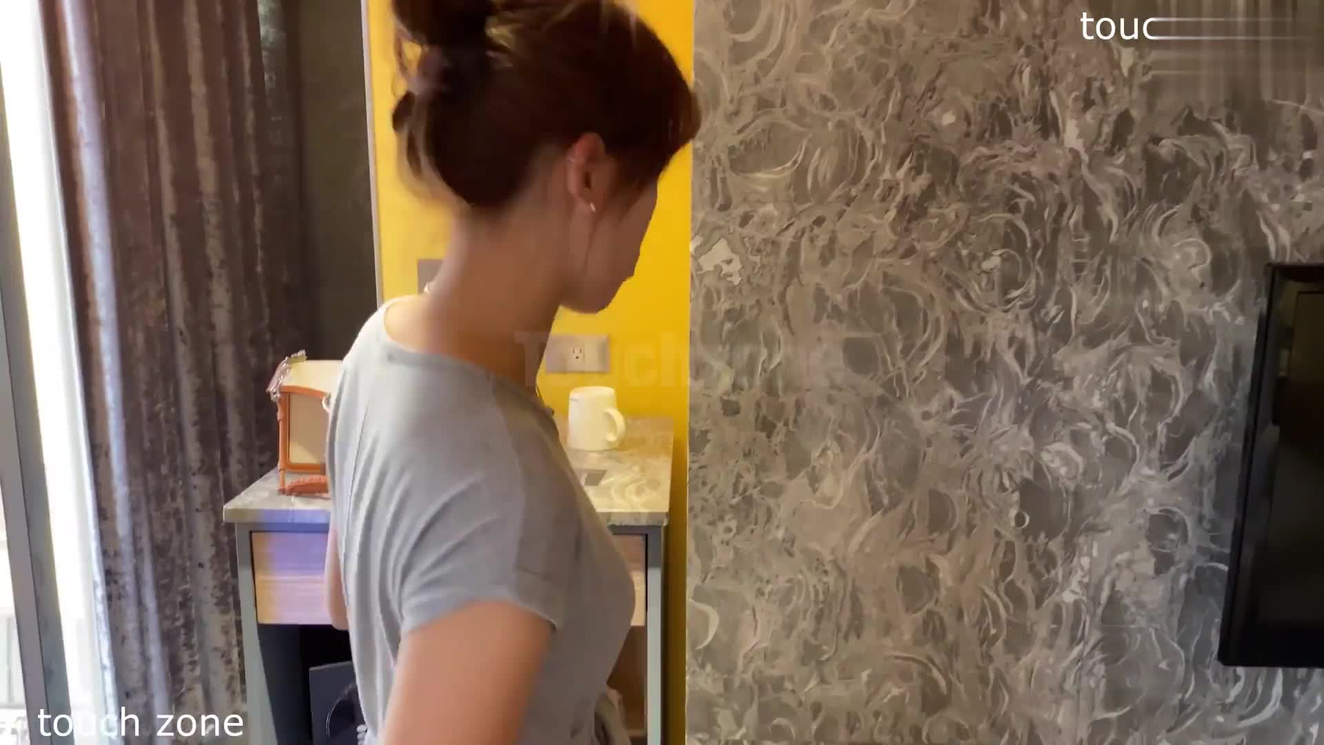 泡良大神南橘子酒店约炮美乳大学生 下面水非常多 插到出泡沫