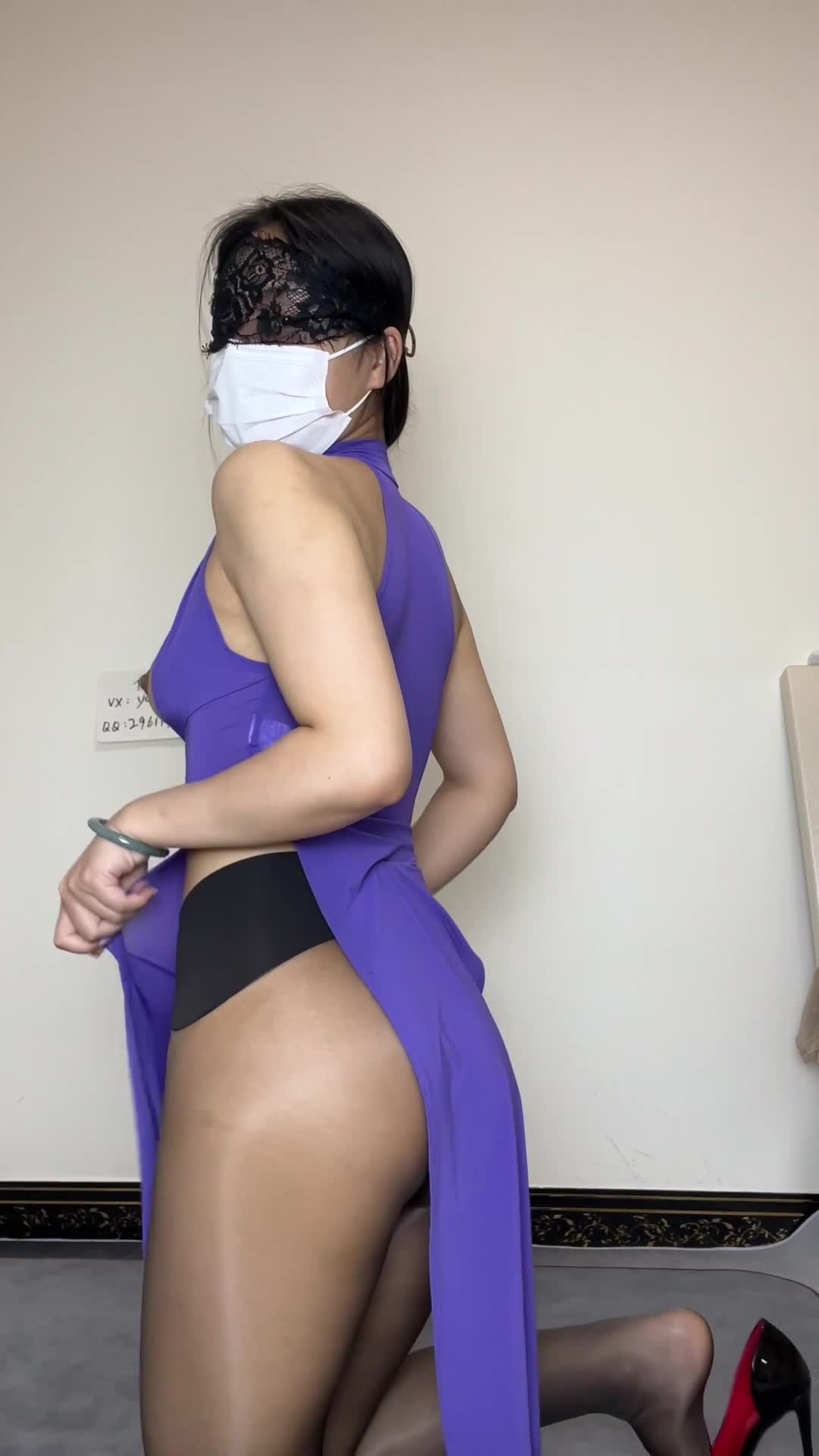 kcf9.com-丝袜女神【优优】定制35风骚小姨子性感穿搭诱惑姐夫射