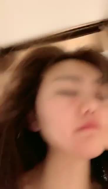 kcf9.com-【跪求哥哥干】螺旋桨奶子狂甩狂转~乳交 吊钟奶御姐 上场就是饥渴难耐 狂吃鸡巴 足交 乳交 后入1