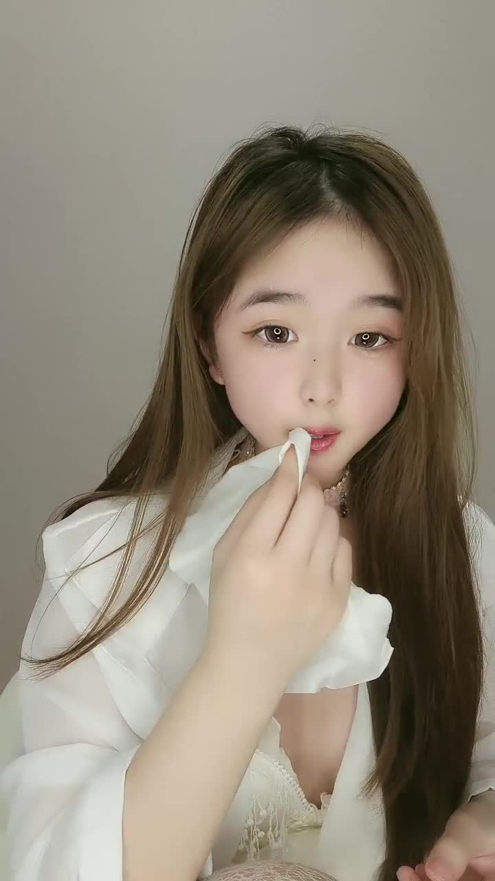 新合集~超级嫩的学生妹【小晶晶】高颜值女大学生~抠逼自慰水超多【17V】 (17)