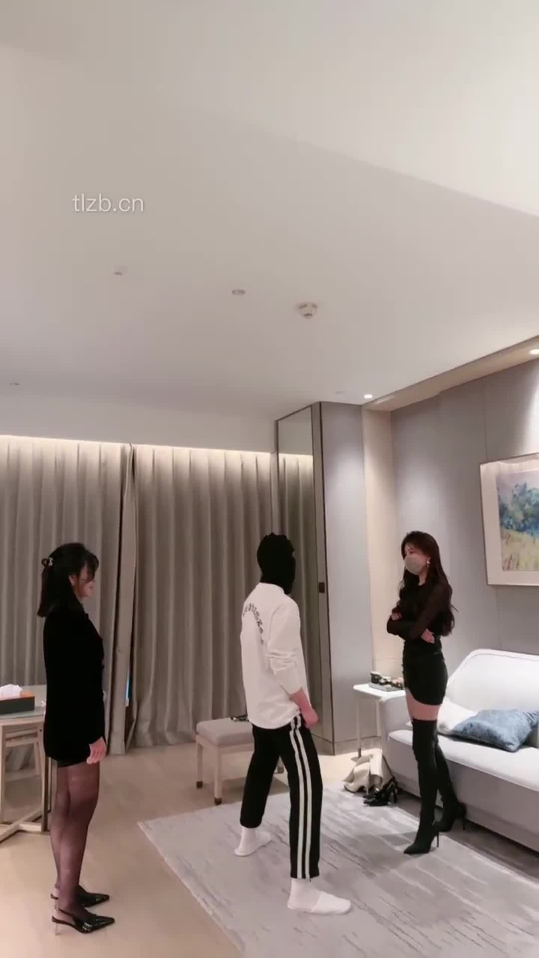 套路直播暴力美学s暴力调教贱狗合集【11V】 (5)