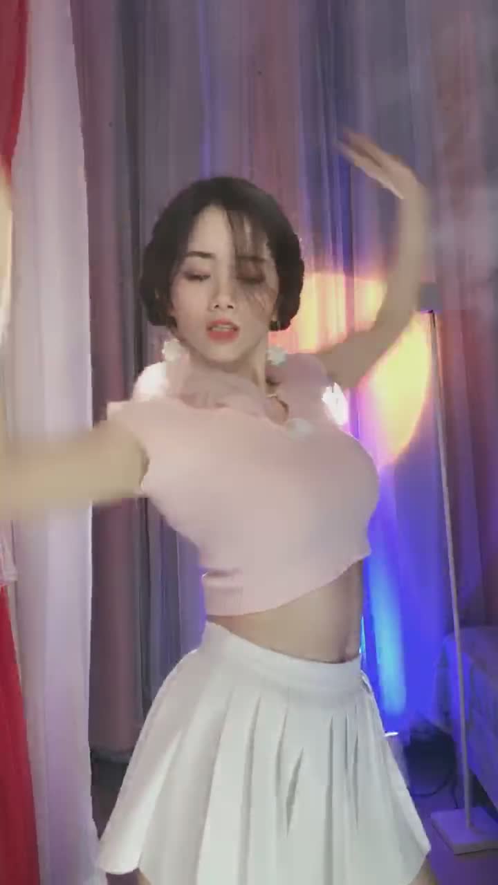 才艺绿播【舞蹈小鹿鹿】性感舞蹈~完美歌喉~舞蹈诱惑【31V】 (4)