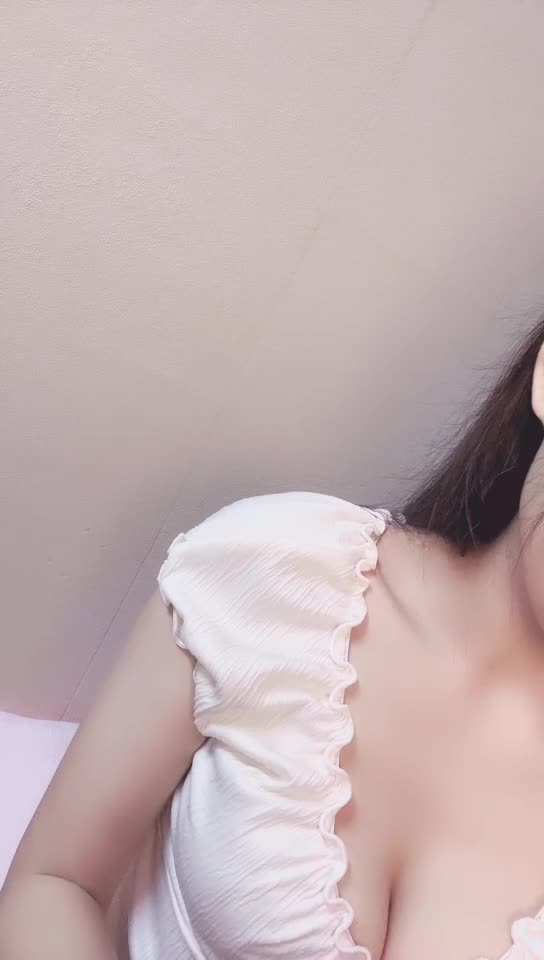 巨乳白虎嫩妹【金铲铲】超级清纯大学生! 掰穴特写粉嫩无毛一线逼~【17v】 (14)