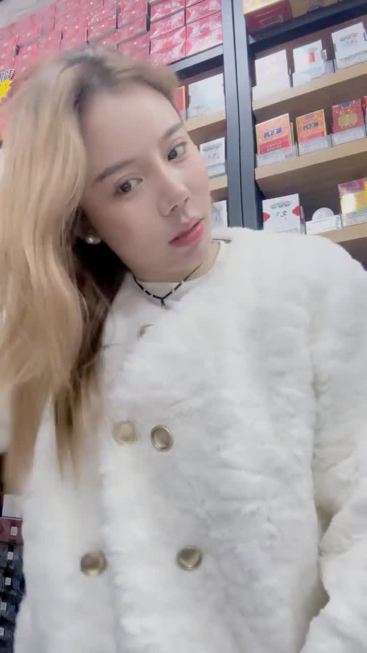 G奶超市收银员【欣欣月儿】部分门票房 极品美乳~骚舞~道具自慰狂插【37v】 (37)