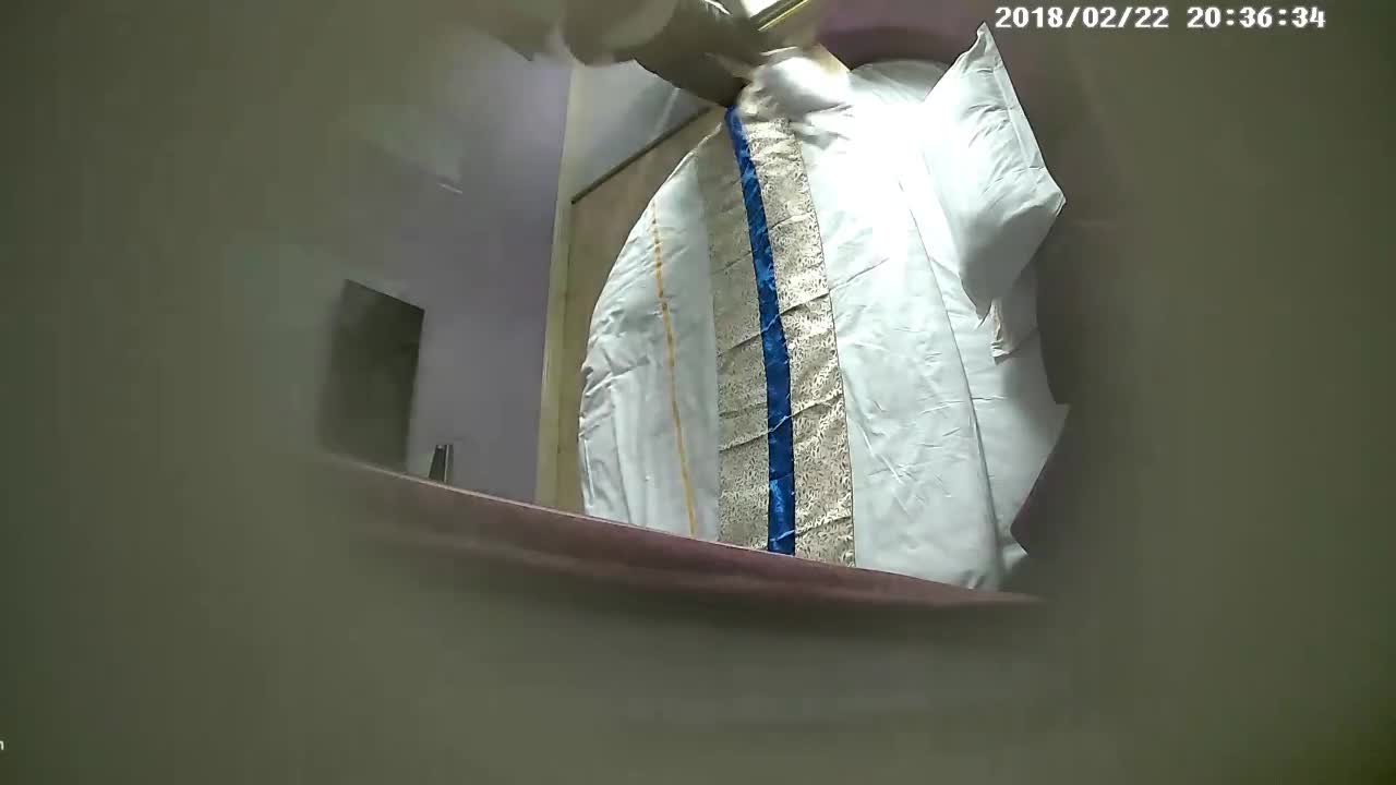 360摄像头偷拍 绿色植物及欧式主题房精选合集 妹子叫道“射里面射外面都行”【30v】 (1)