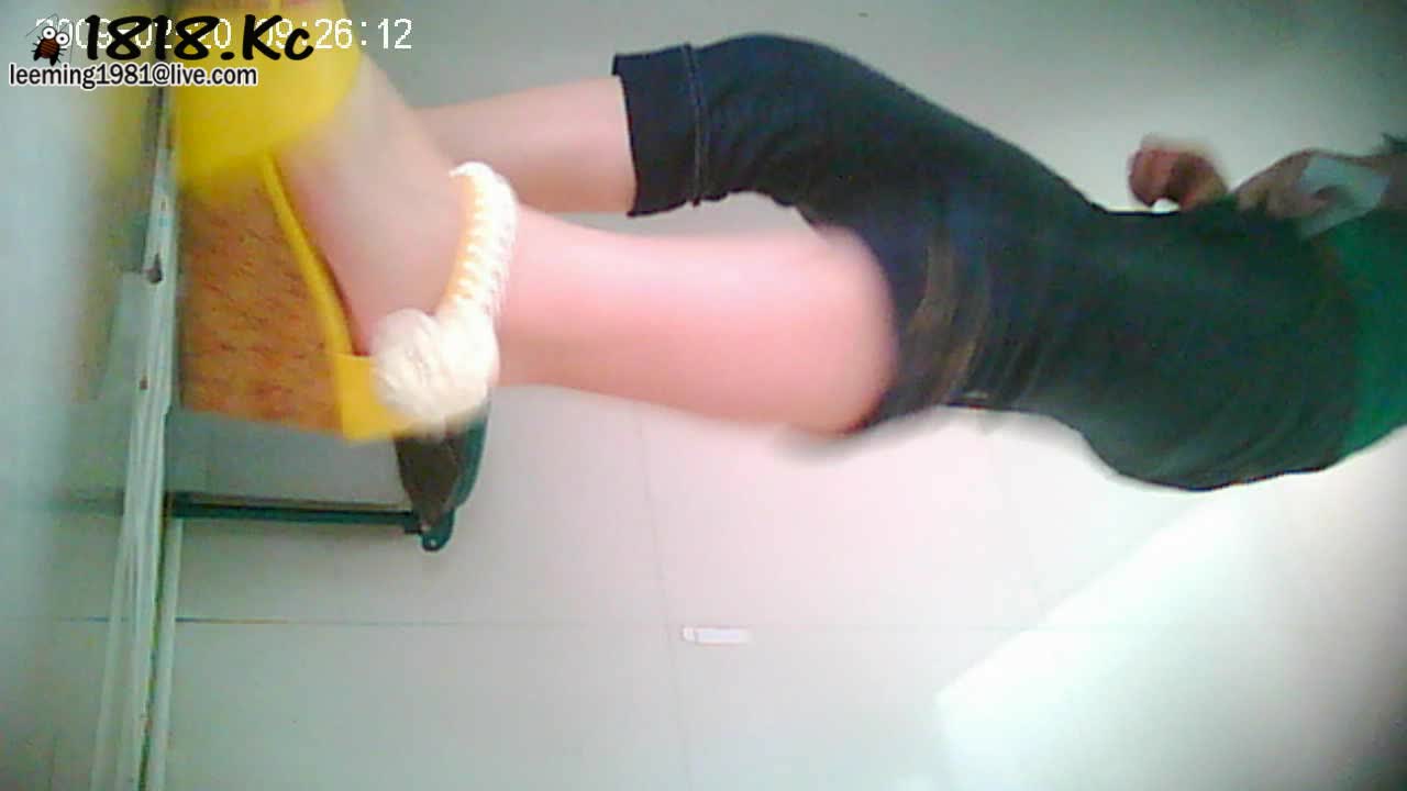 KC全景厕拍正版 soso系列  孕妇嫩妹阴部一览无余【300v】 (7)