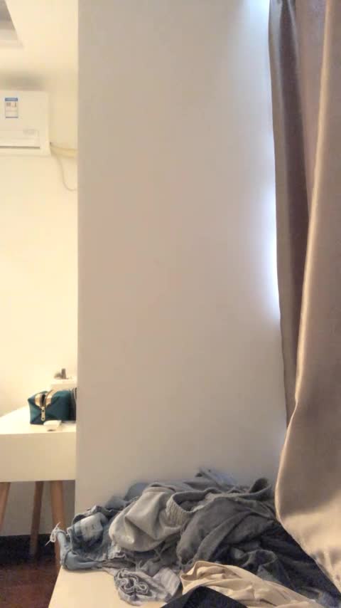 【不露不秀晚安妮】翘臀美乳尤物~尺度升级~口水骚舌【29V】 (1)