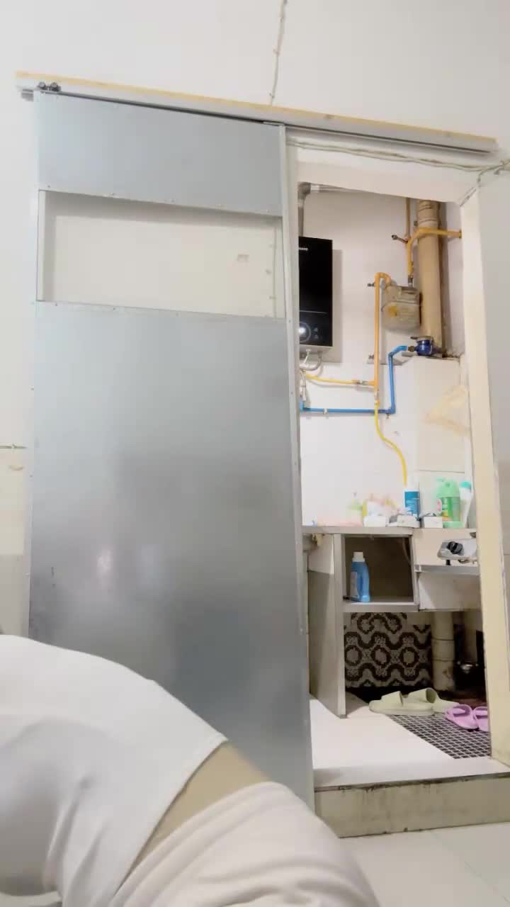 G奶超市收银员【欣欣月儿】部分门票房 极品美乳~骚舞~道具自慰狂插【37v】 (11)