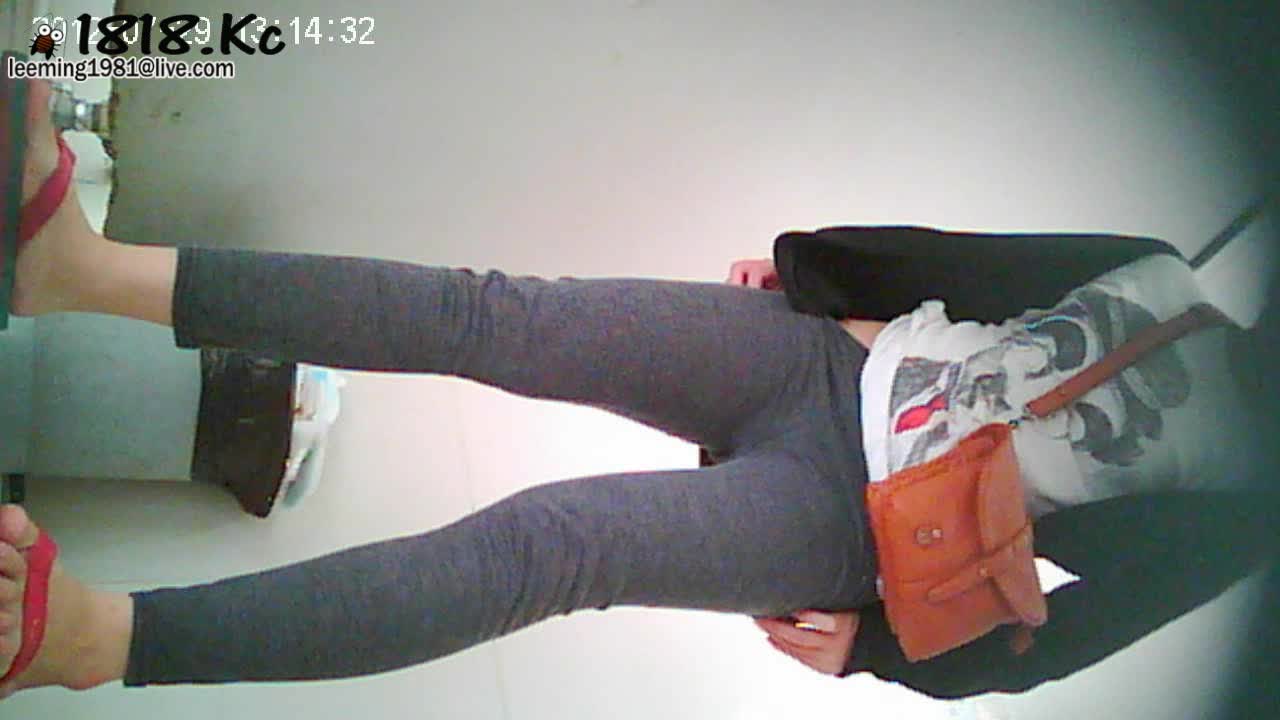 KC全景厕拍正版 soso系列  孕妇嫩妹阴部一览无余【300v】 (201)