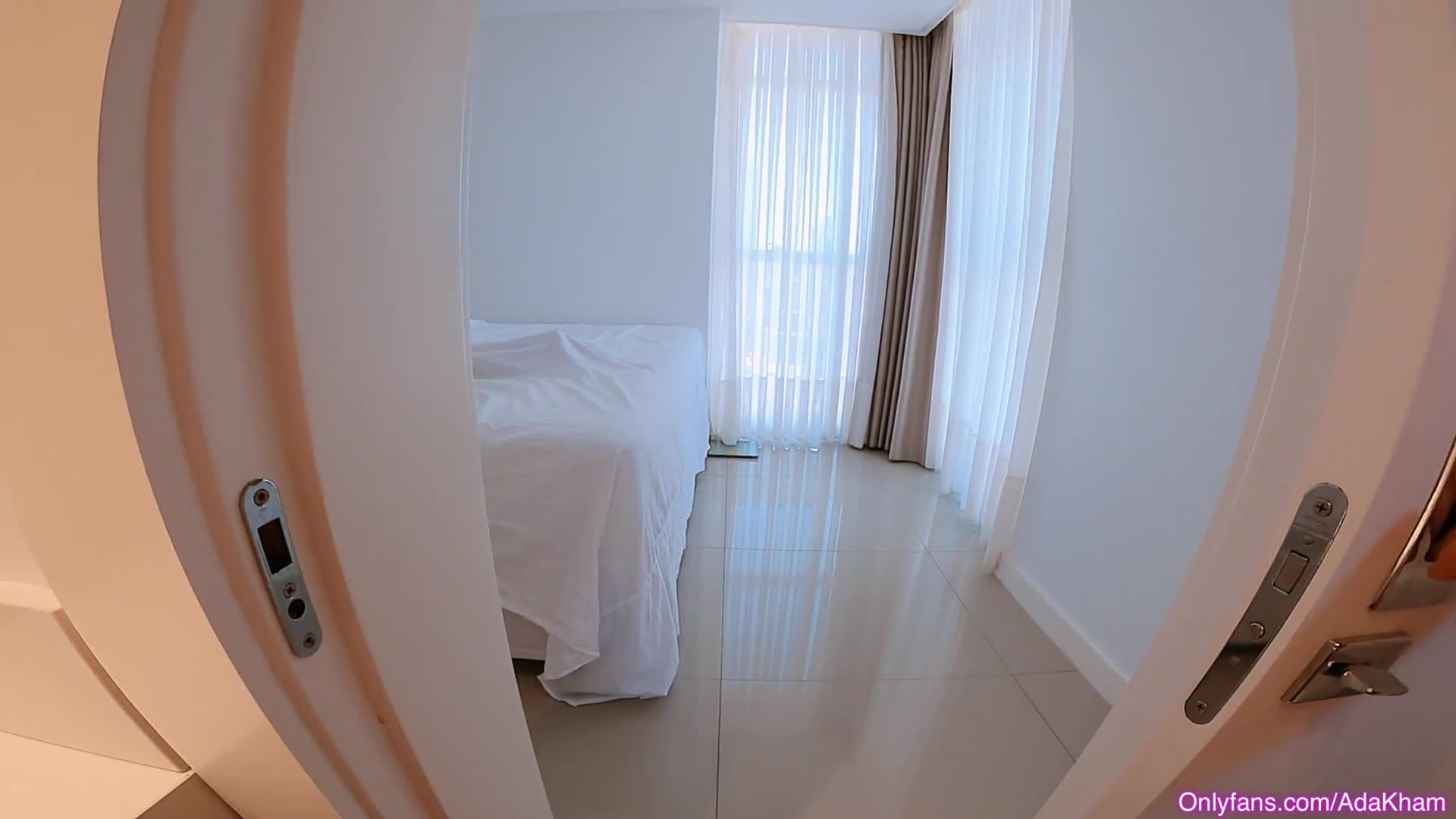 超高腰臀比后入的神-P站顶级蜜桃臀博主AdaKham性爱资源合集【81V】 (79)