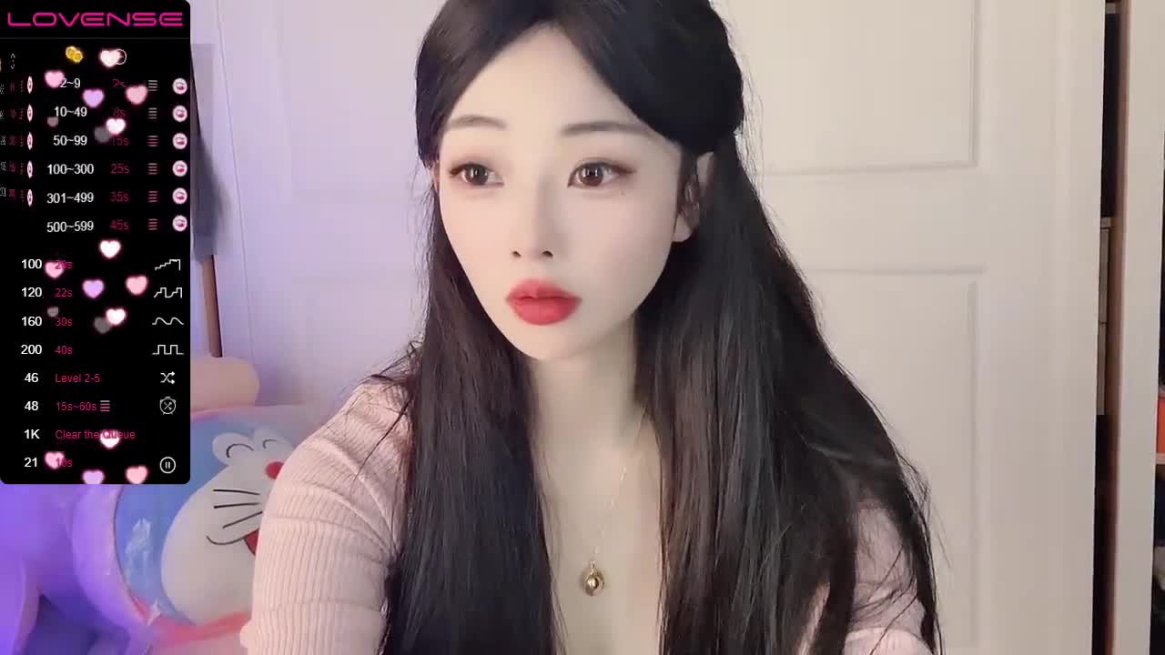 巨乳女神 舔自己大奶【0O0O_00O-O00O0】高冷女神~!全裸热舞~跳蛋黑牛狂震【14v】 (11)