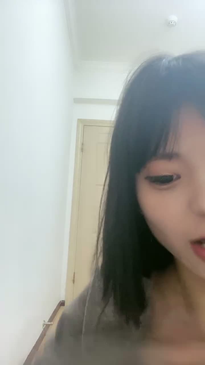 小屁孩下海黄播【萝莉酱酱】一脸稚气~全裸直播【21V】 (20)