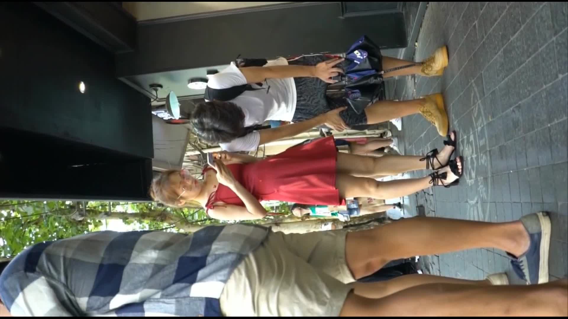 街拍CD】【顶点大师抄底】商场抄底 好多精品的丝袜妹子 丁字内内诱惑十足【130v】 (55)