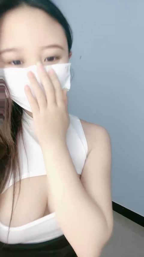 模特身材【小月玥】高跟黑白丝袜~骚舞掰穴自慰好兴奋【23V】 (21)