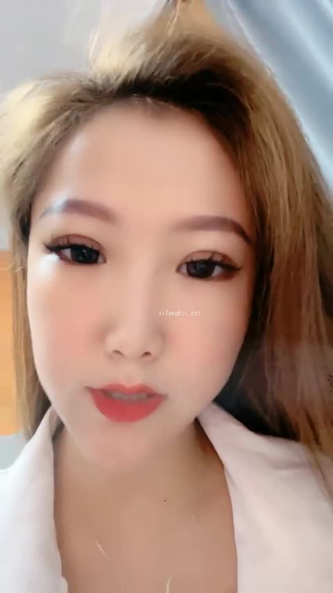 爆乳美臀【小尤物粉妹】酥胸美臀~抠逼骚舞~淫水拉丝【10V】 (3)