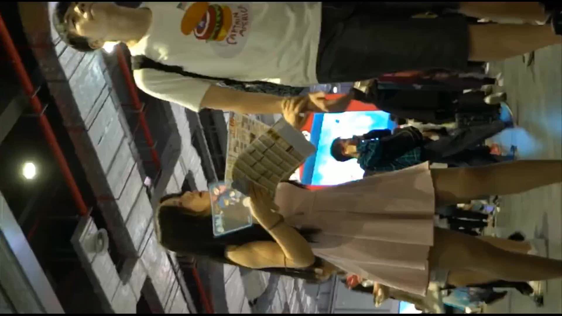 街拍CD】【顶点大师抄底】商场抄底 好多精品的丝袜妹子 丁字内内诱惑十足【130v】 (34)