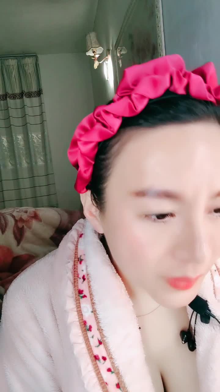 巨乳肥臀熟女 美瑜伽教练【长腿教练】 啪啪内射无限激情合集【18v】 (16)