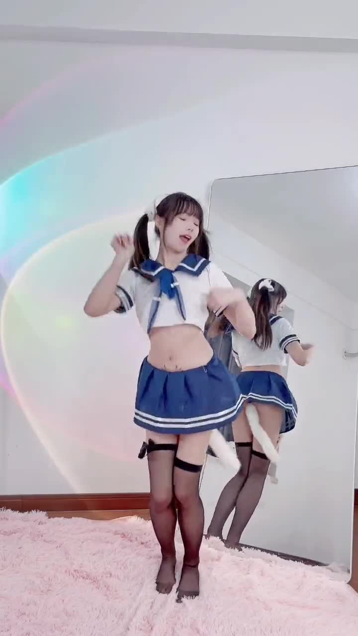 抖音风露脸反差婊  裸舞卡点自慰反差合集【1000 v】 (1241)