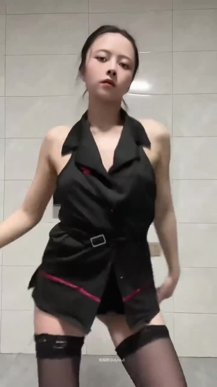 抖音风露脸反差婊  裸舞卡点自慰反差合集【1000 v】 (218)