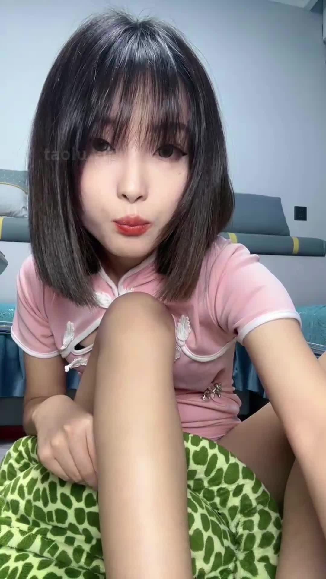 套路直播肉桃s红绿灯美足合集【11V】 (11)