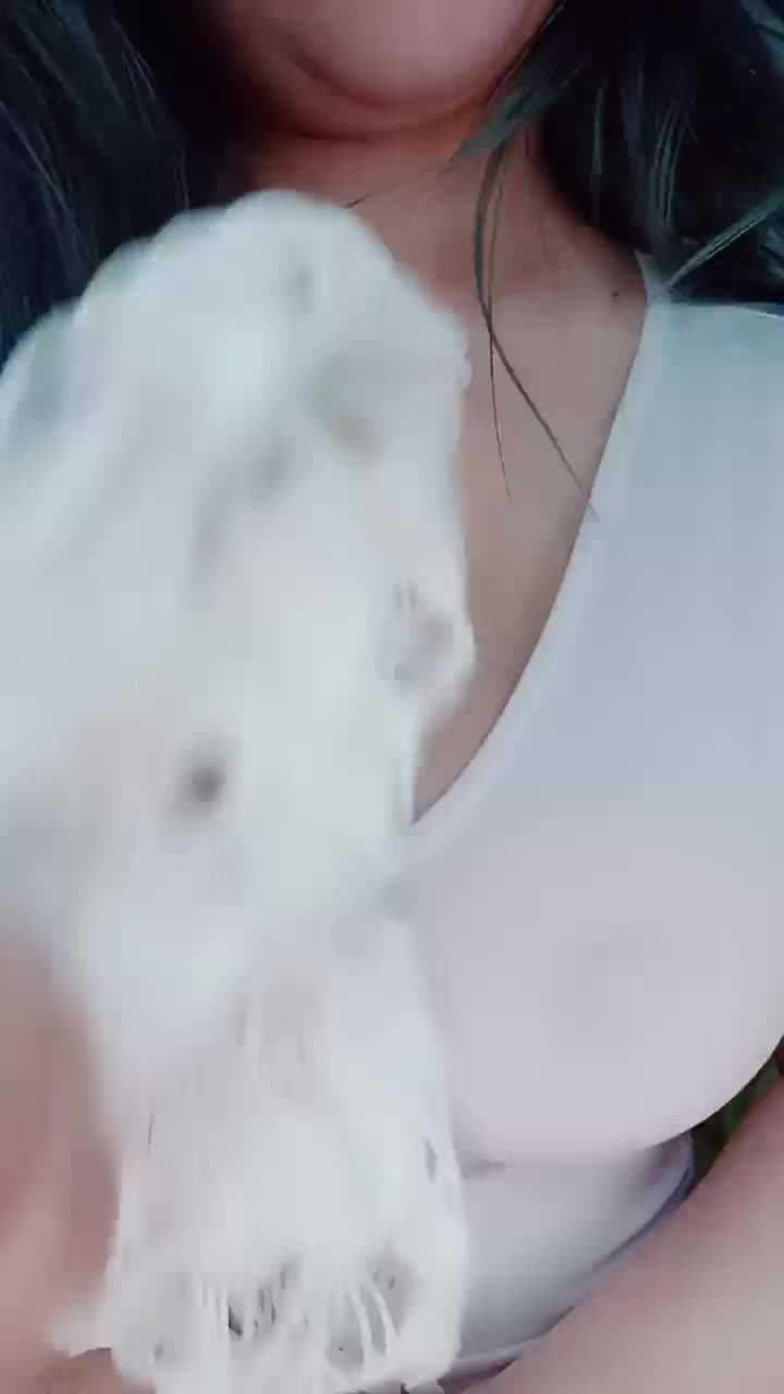 【户外骚小婕】餐饮店，超市，药店露出，背着游客抖奶揉奶自慰【61v】 (48)