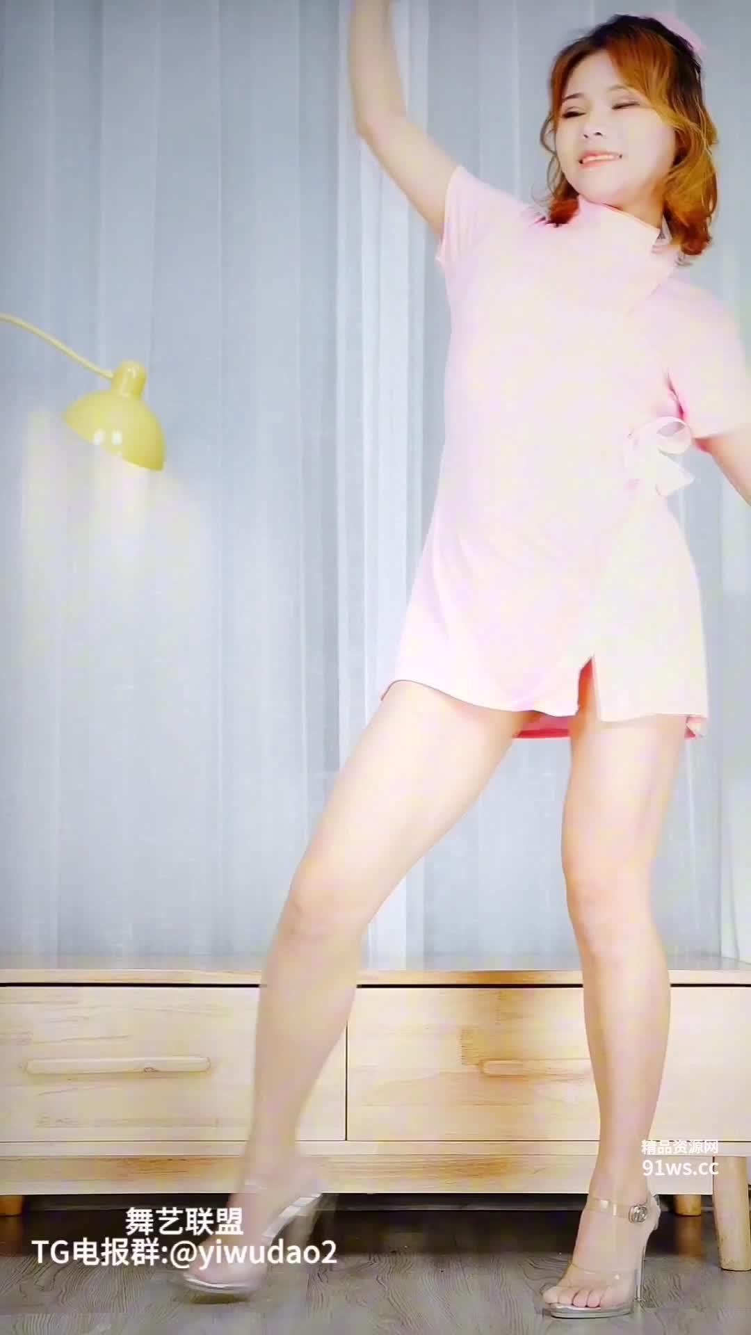 艺舞吧~新丝袜肥臀热舞~完美灯光【70V】 (38)