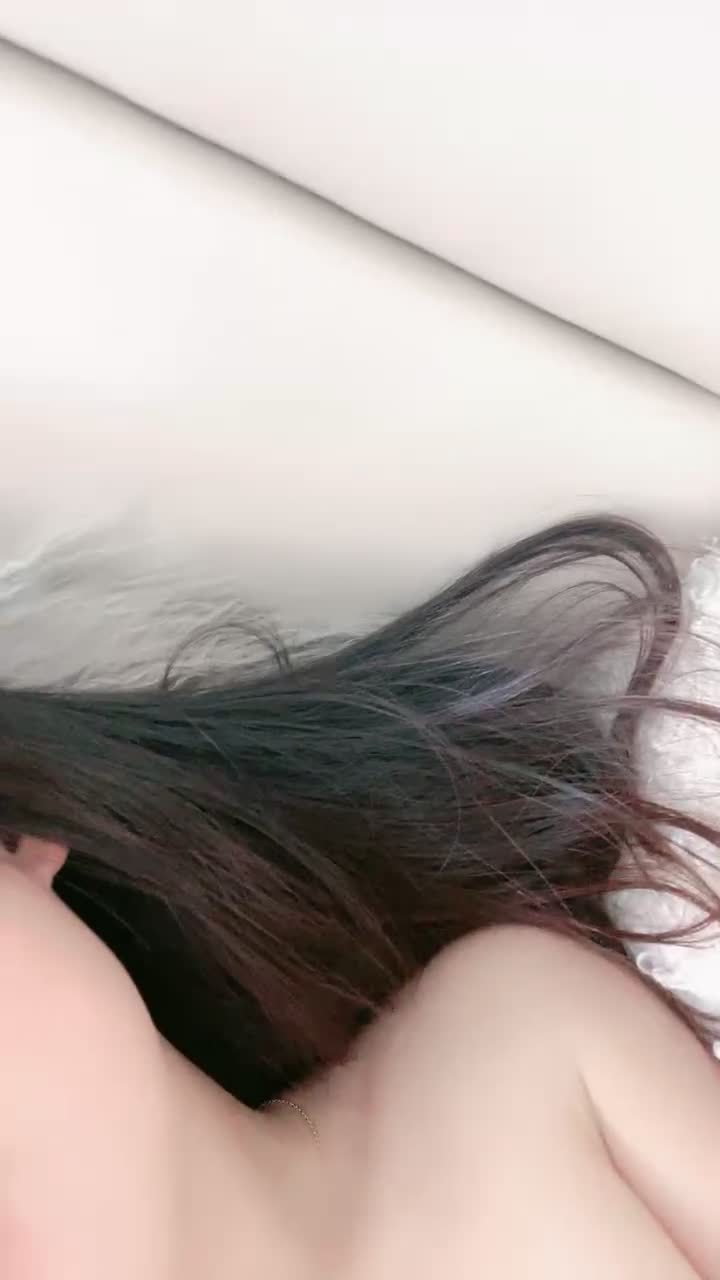 【大一新人妹妹】天天勾引亲弟~多场无套啪啪~边抠逼自慰边说自己的淫荡故事【11V】 (6)