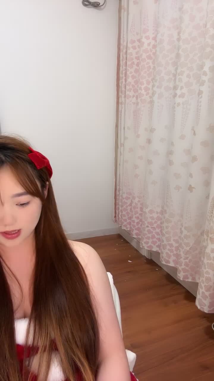 抖奶裸舞【网速卡小侠】直播抠逼自慰 掰穴特写【18v】 (17)