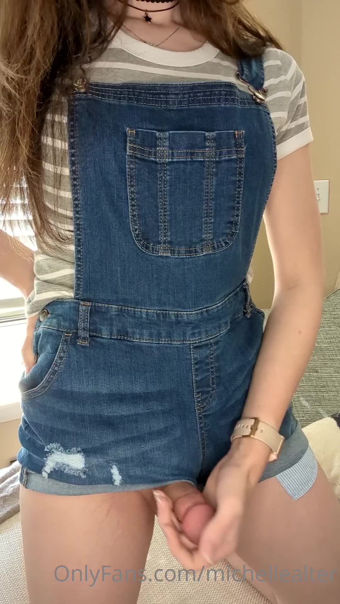 美国金发御姐型美妖 TS伪娘人妖❤️michellealter❤️颜值不错 皮肤白皙 用飞机杯疯狂撸动肉棒 表情很是骚浪！【144V】 (70)