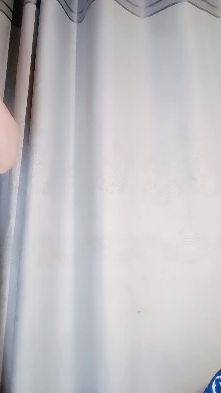 绿播【哺乳期下海】性感丝袜美臀~抖臀勾引~情趣制服【20V】 (20)