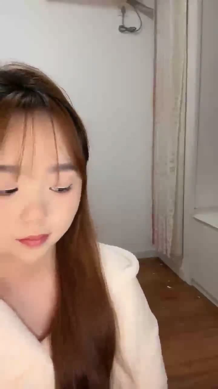 抖奶裸舞【网速卡小侠】直播抠逼自慰 掰穴特写【18v】 (15)