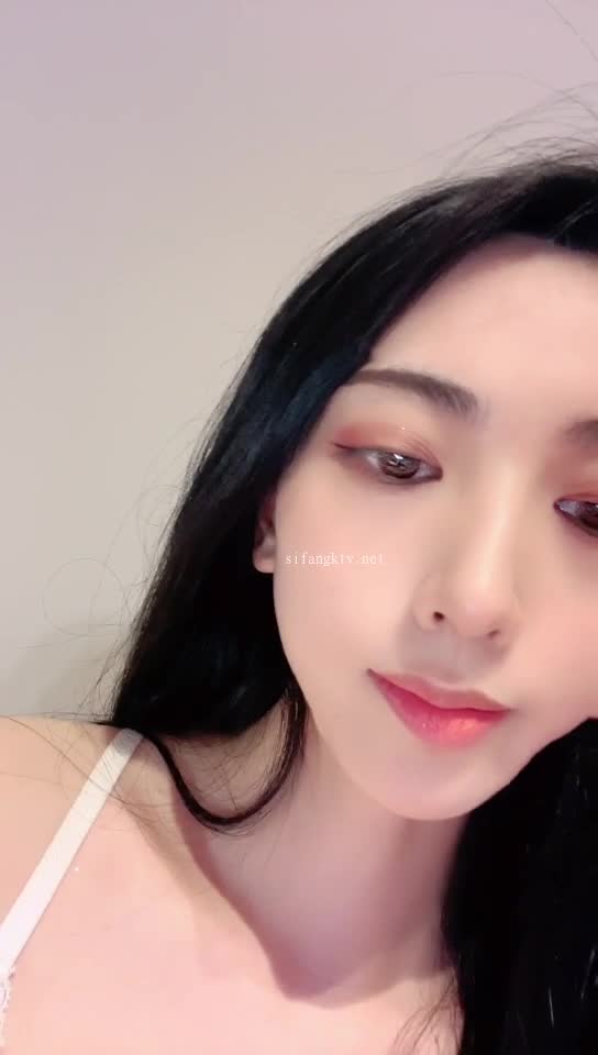 【587吃桃】明星颜值~夹奶头摇铃~黑丝大长腿~蜜桃臀【10V】 (10)