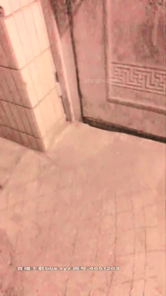 极品颜值骚货【小母狗很骚哦】露脸全裸露出口交【100v】 (16)