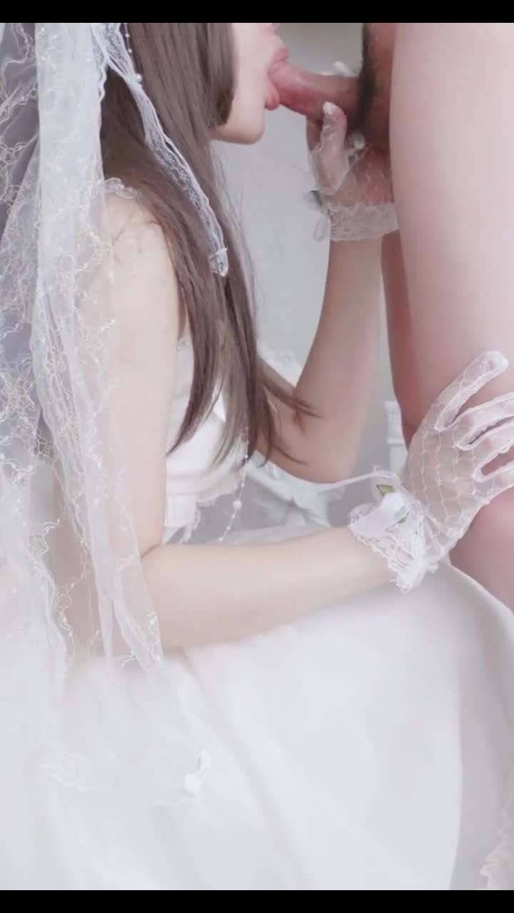 白虎援交少女【米胡桃MeeHuTao】清纯白丝~性感美腿~内射嫩穴【83V】 (4)