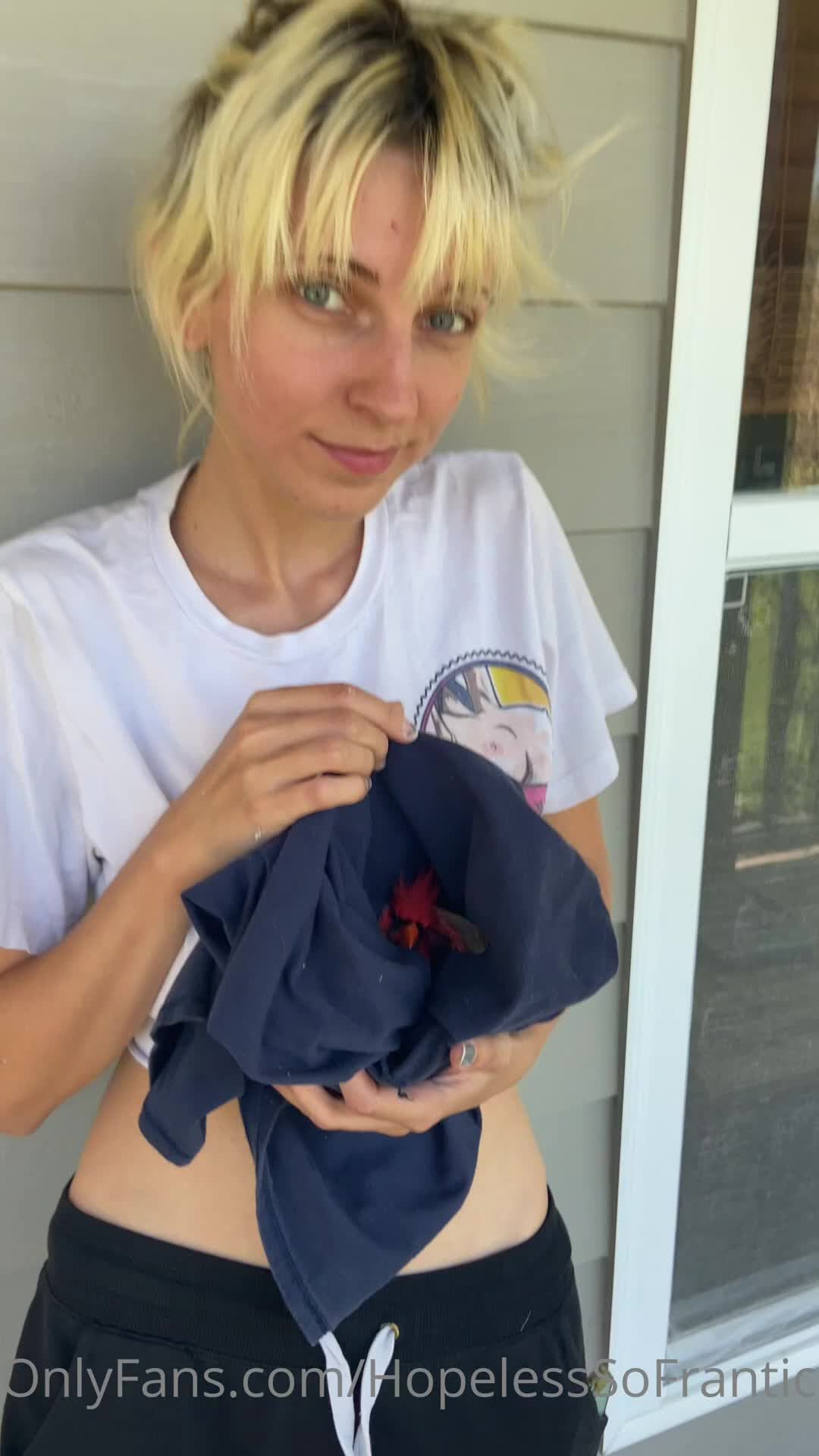 【自整理】练习瑜伽的苗条少女把紧身裤剪个破洞做一字马劈叉，这下不勒小逼了！【203V】 (102)