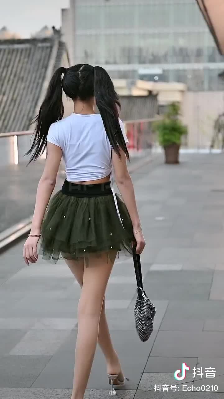 用成人的方式打开抖音 各种抖音风抖奶热舞合集[2100V] (318)