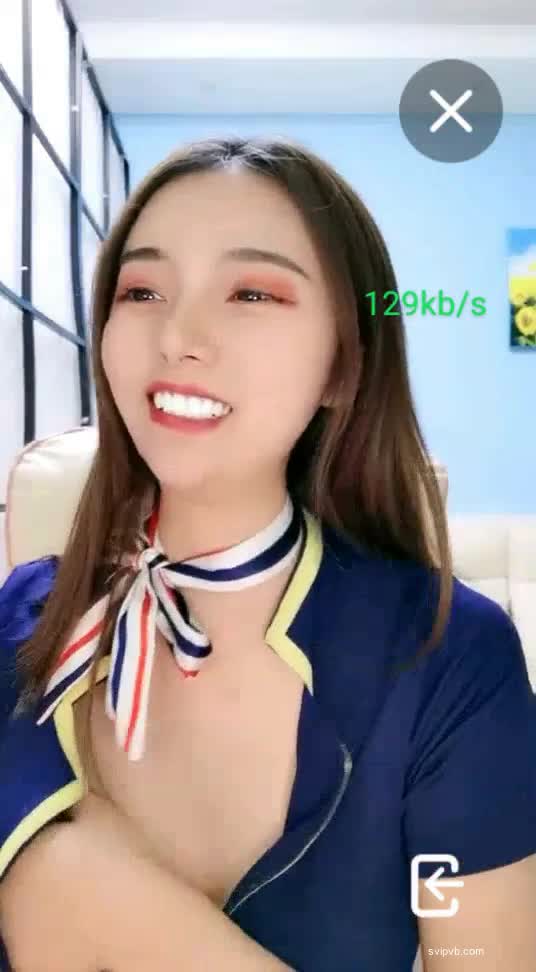 女神【嫩模贝贝】制服诱惑~骚舞勾引~抖臀挤胸【15V】 (7)