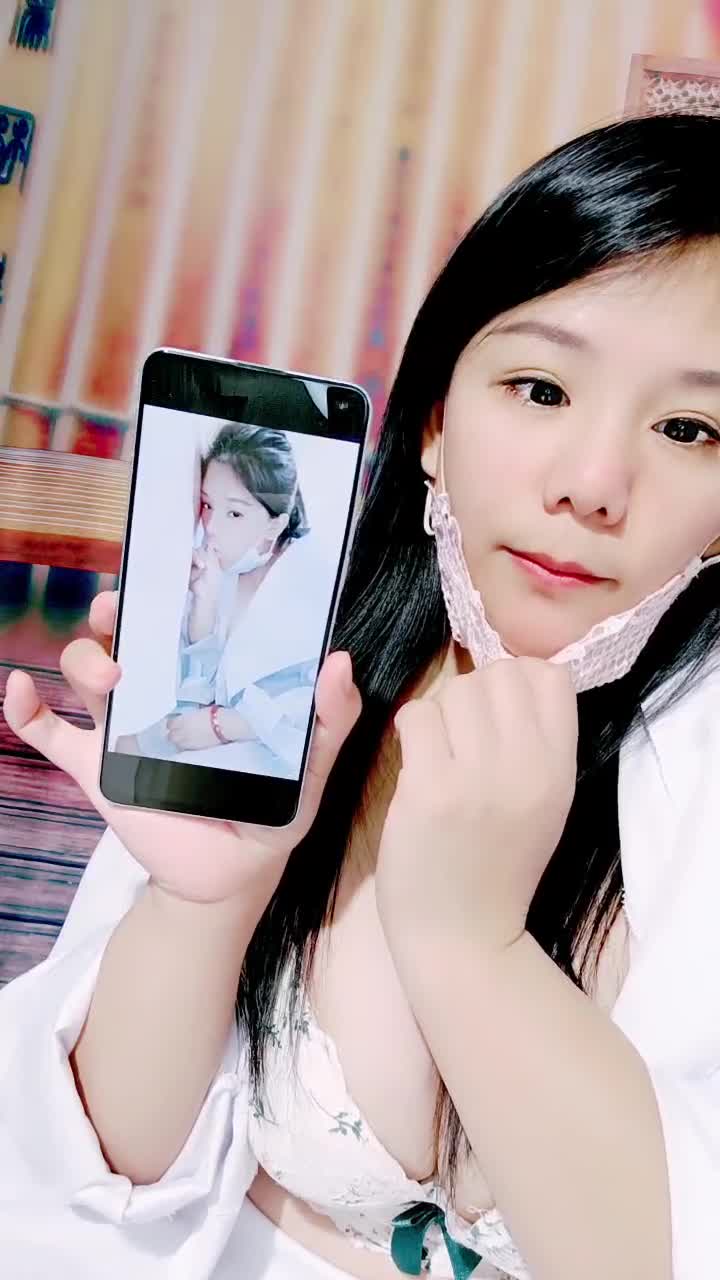 大奶肥臀绿播【白狐医生】抖胸抖臀~淫语经历~骚舞抖动 【26V】 (26)