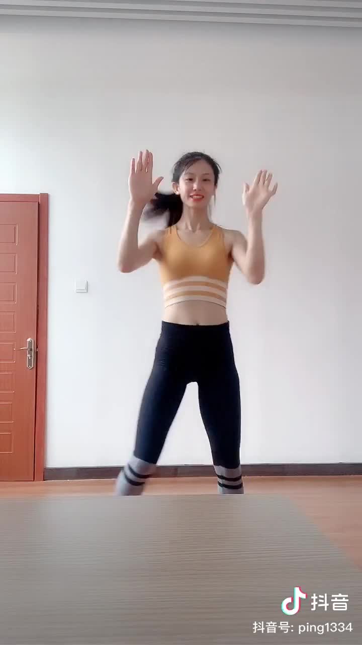 用成人的方式打开抖音 各种抖音风抖奶热舞合集[2100V] (111)