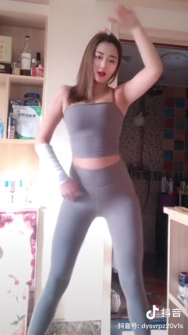 用成人的方式打开抖音 各种抖音风抖奶热舞合集[2100V] (125)