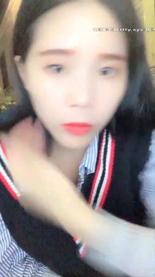 极品颜值骚货【小母狗很骚哦】露脸全裸露出口交【100v】 (111)