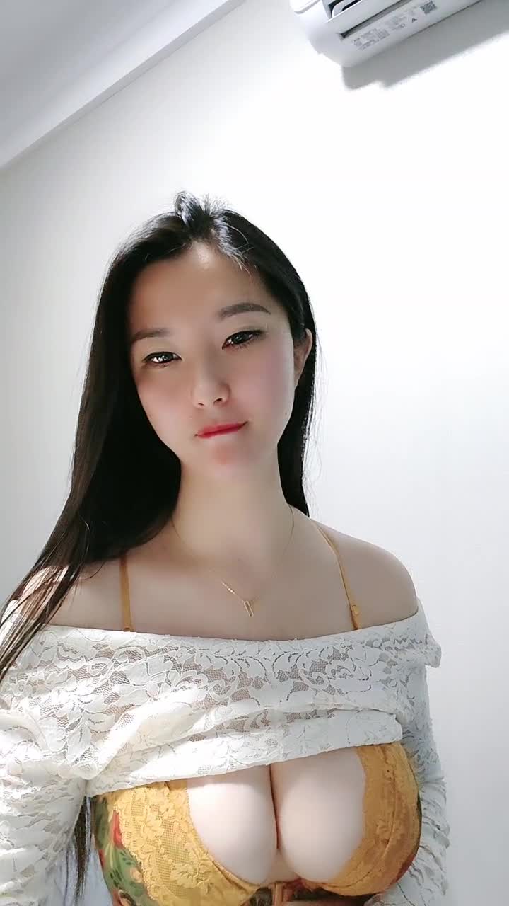 自录无水~大奶绿播【妖姬宝宝】肉感身材~雪白大奶【11V】 (9)