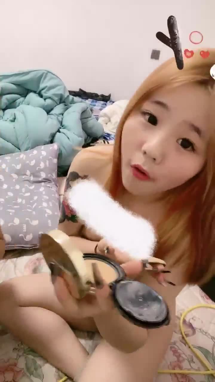 好几个精神小妹全裸摇摆勾引【Gia少女】脱光跳舞诱惑~全裸摇摆勾引~神魂颠倒【47V】 (23)