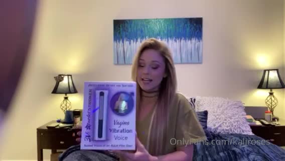 【自整理】喜欢口爆颜射的金发女郎，用红唇小嘴裹住大肉棒要喝酸奶！【115V】 (65)