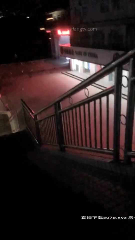 极品颜值骚货【小母狗很骚哦】露脸全裸露出口交【100v】 (86)