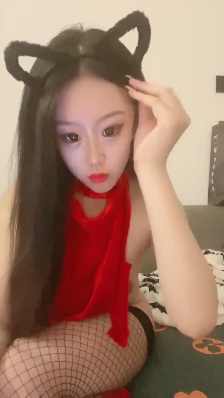 极品校花来了【西塔】道具自慰~狂插骚舞诱惑【39V】 (13)