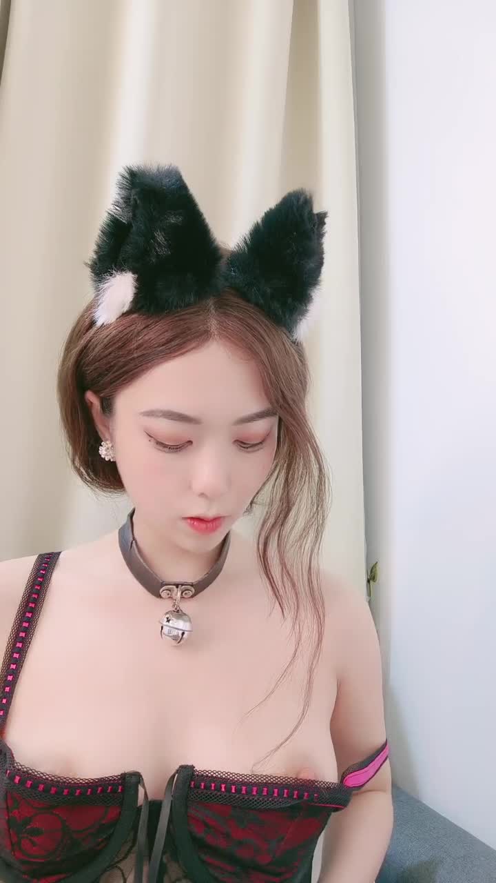 疯狂蹂躏小母狗【苏苏豆采蘑菇的小姑娘】调教丰乳肥臀听话的极品小母狗【16V】 (15)