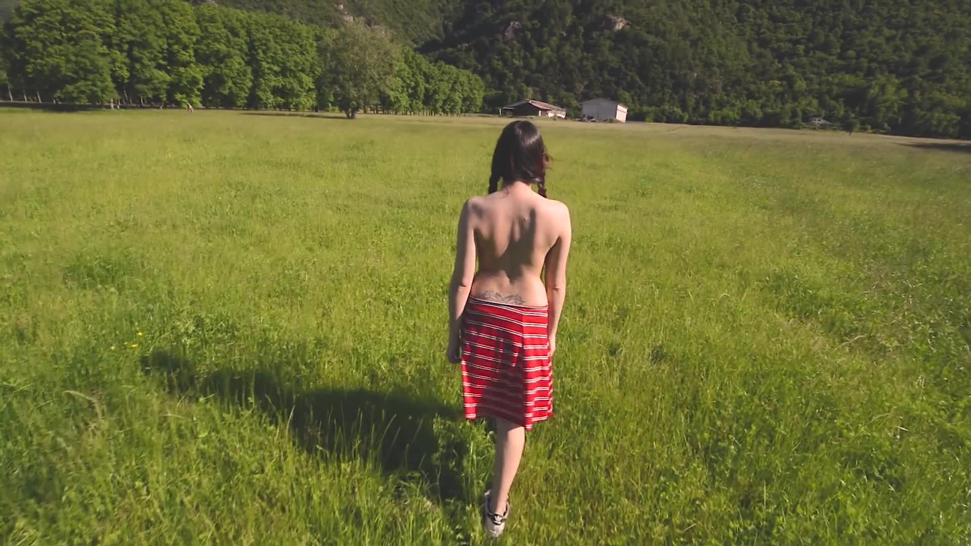 Passeggiata nei campi (ph5ec9269c63192)