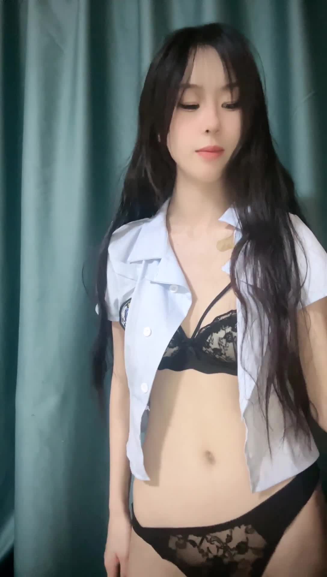 绿播女神下海 的校花【初遇】白皙肌肤~酥胸翘臀~揉奶【17v】 (17)