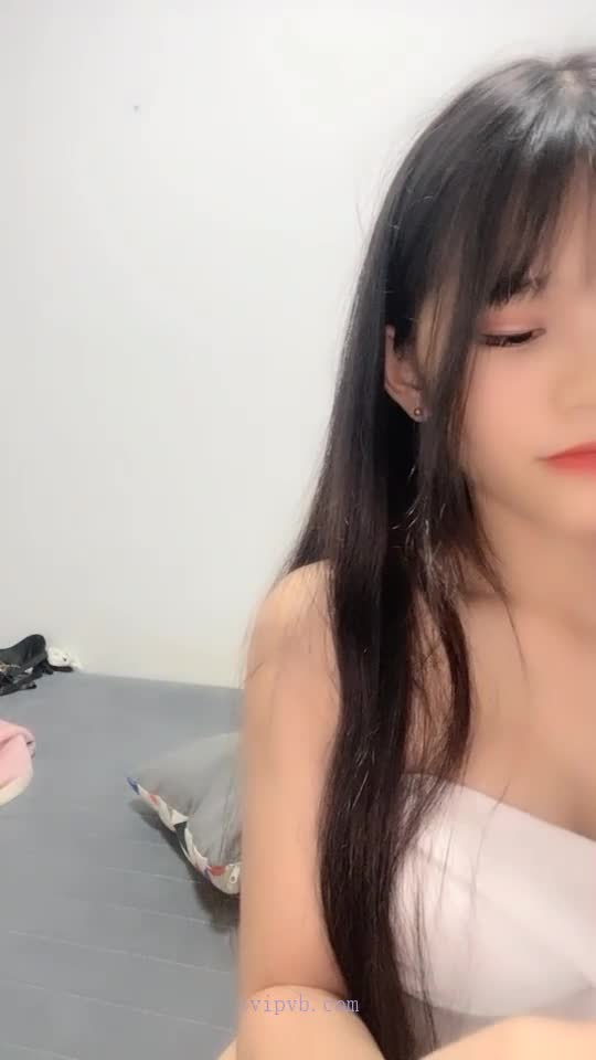 极品女大学生炮友各种体位啪啪【广西表妹】直播赚学费，全裸抠逼紫薇跳蛋【57v】 (47)